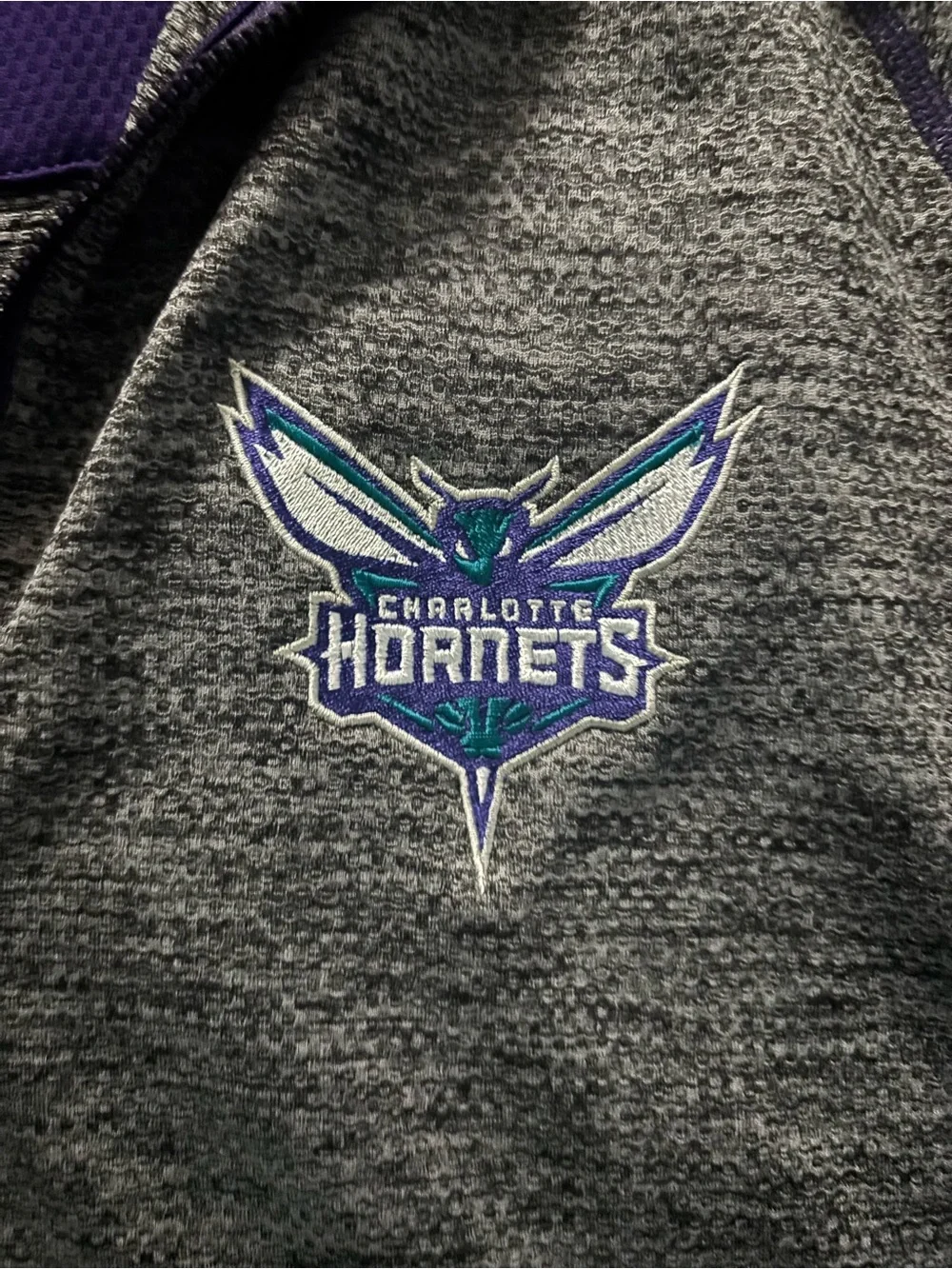 Antigua Charlotte Hornets Men's Heathered Gray Quarter-Zip Pullover